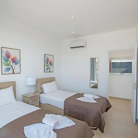 Villa Olive Chrysos, Brand New, Luxury 3 Bdr Villa, With Private Pool *